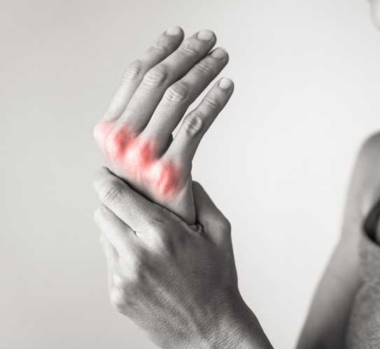 Woman-suffering-in-finger-joints-with-arthritis-inflammation